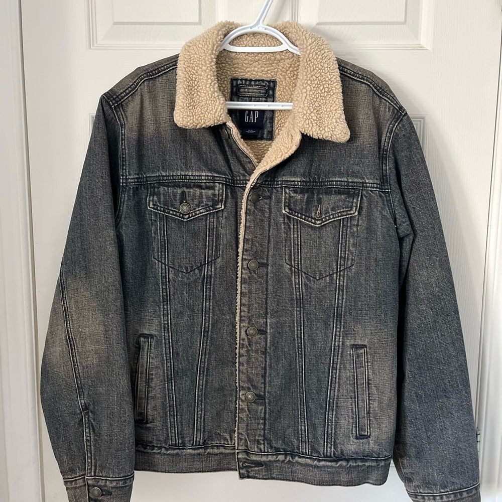 GAP Men's Black Denim Jacket with Sherpa Lining